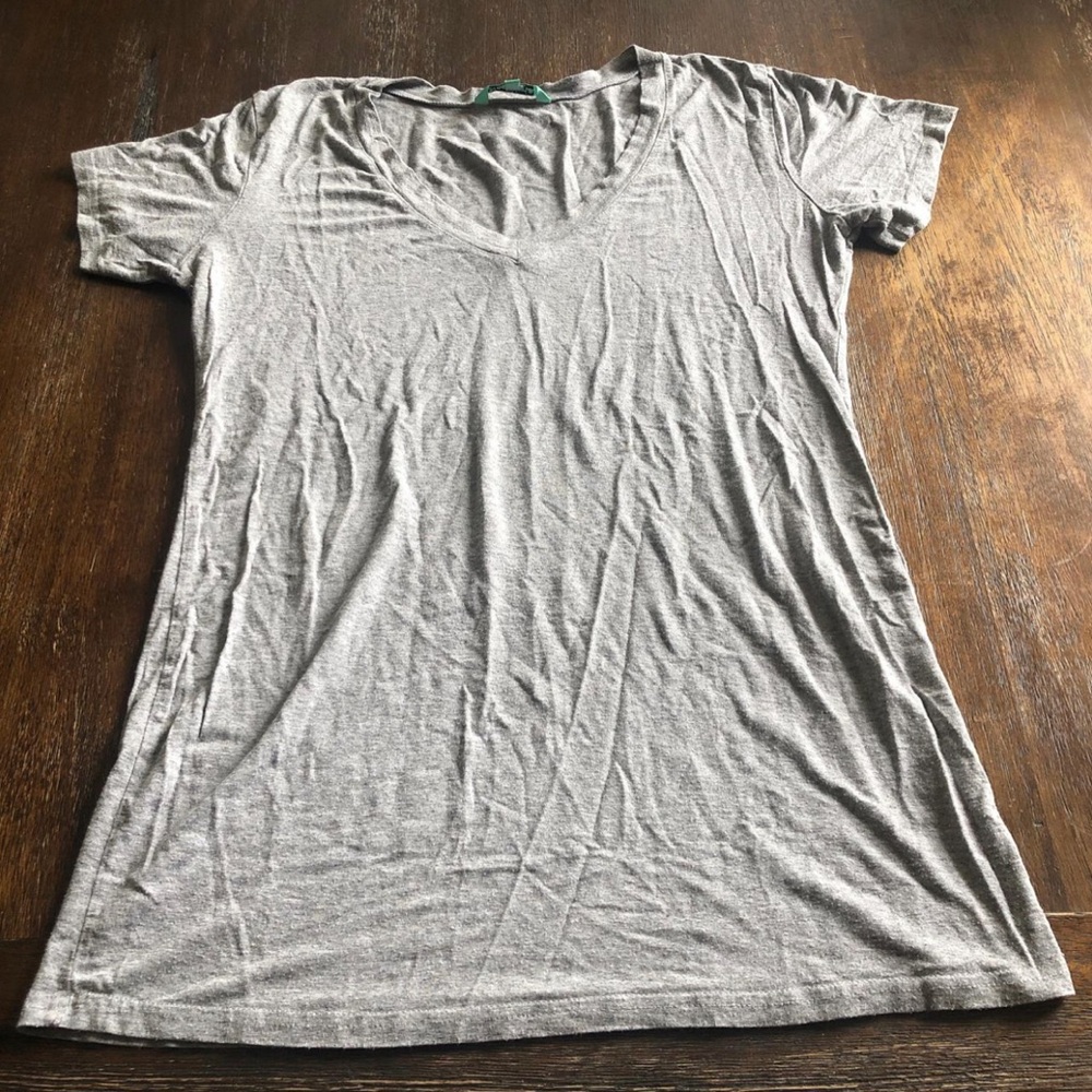 Nostalgia Heather Gray V-Neck Tee